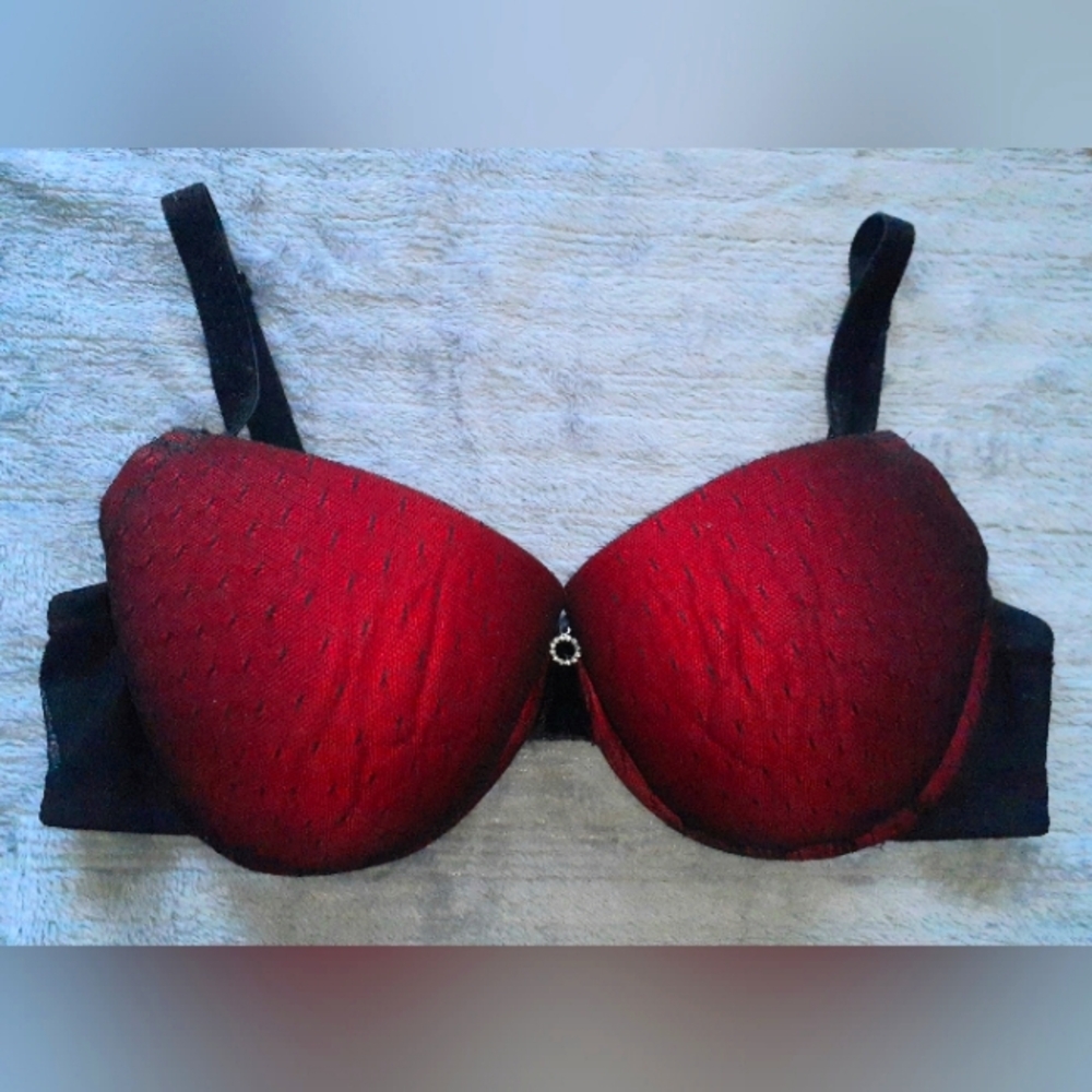 Jones New York lace&velvet red&black Bra, 38C
